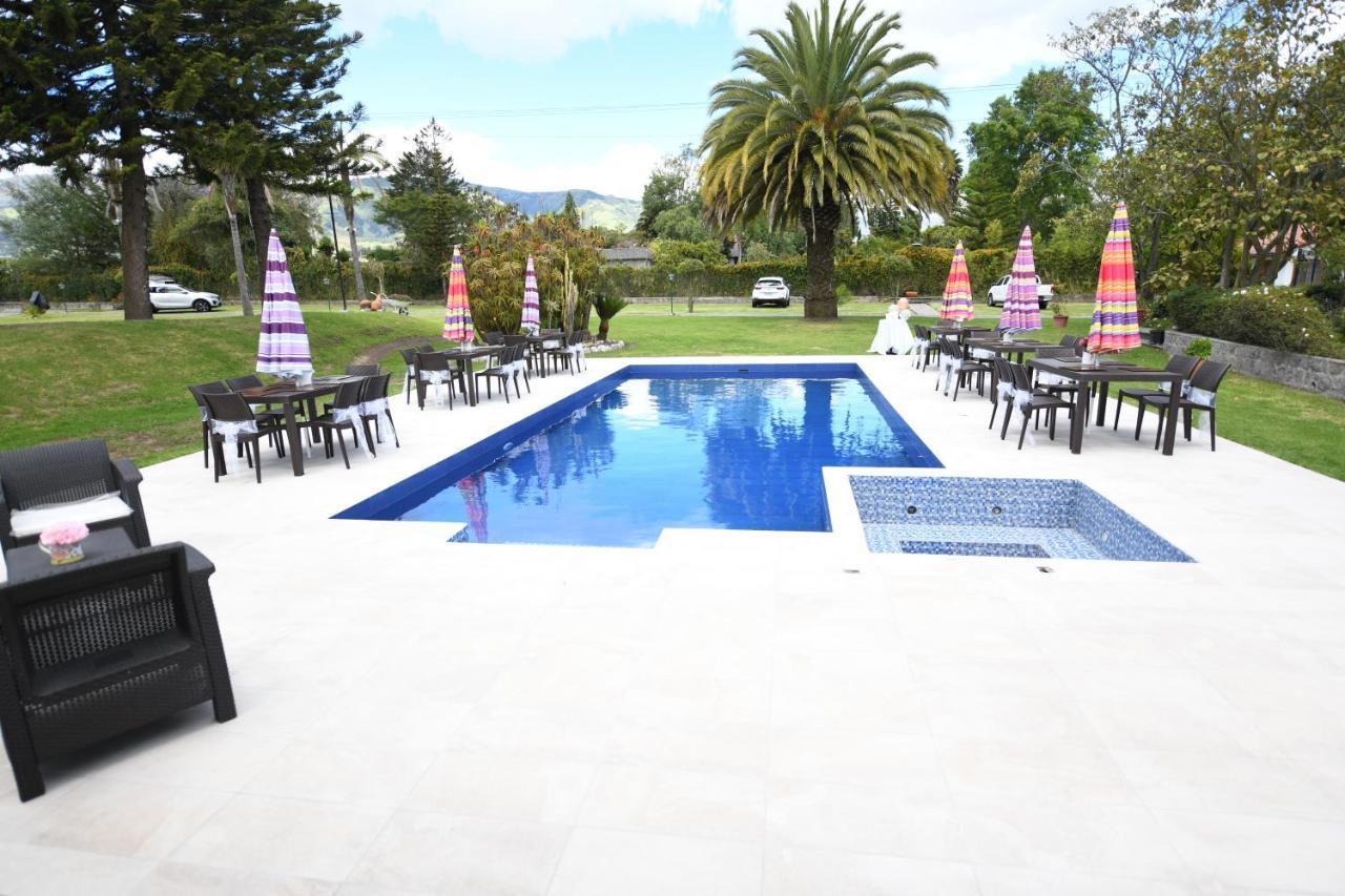 Quinta La Constanza Ξενοδοχείο Tababela Εξωτερικό φωτογραφία