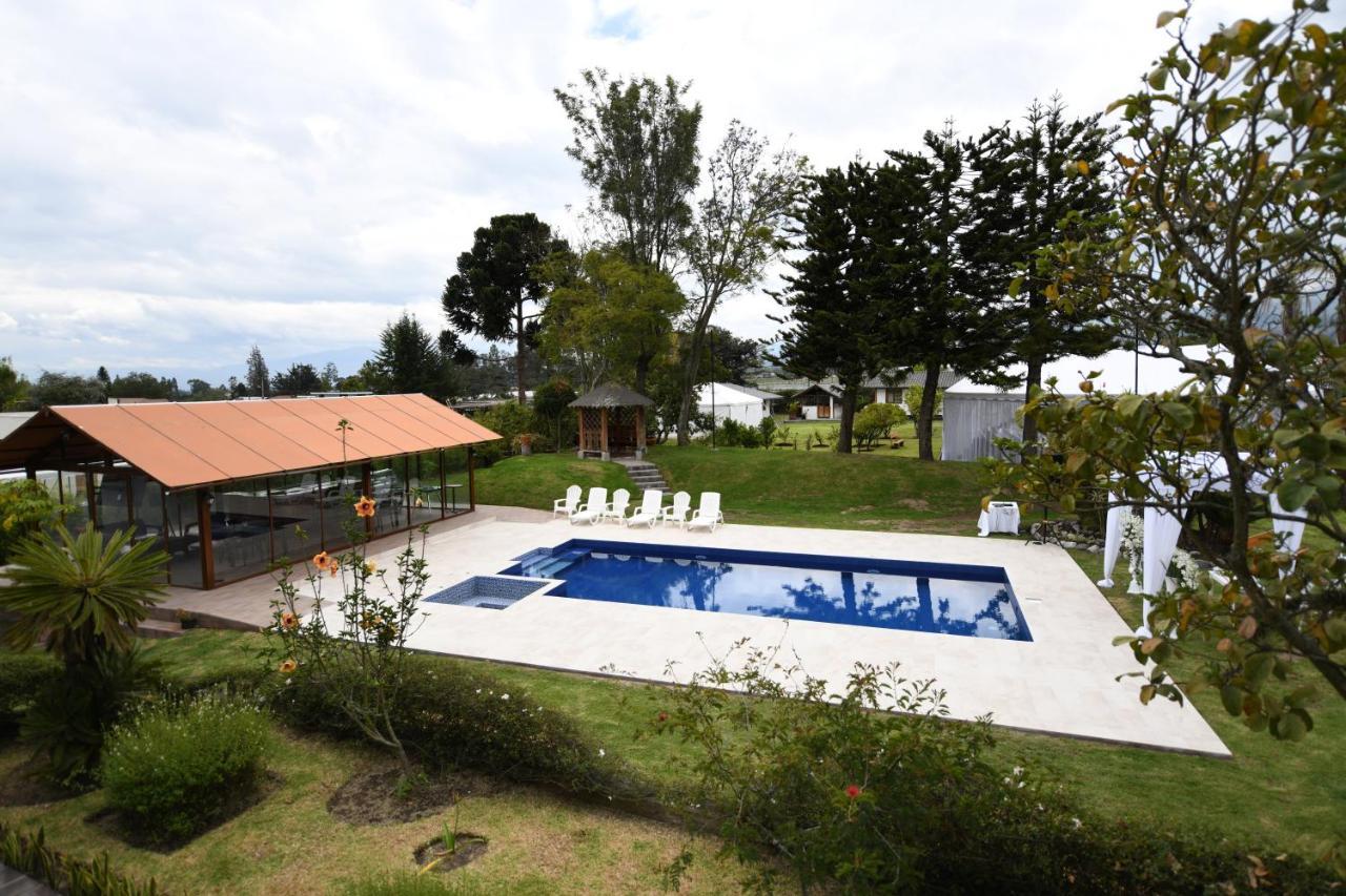 Quinta La Constanza Ξενοδοχείο Tababela Εξωτερικό φωτογραφία